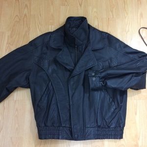 WILSONS vtg black leather moto jacket L distressed